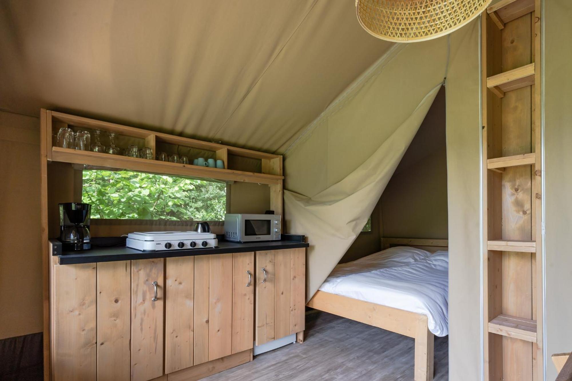 Rcn Vakantiepark De Roggeberg Appelscha Phòng bức ảnh